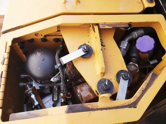 Caterpillar - 2015 - d6t lgp - bulldozer - afbeelding 32 van  67