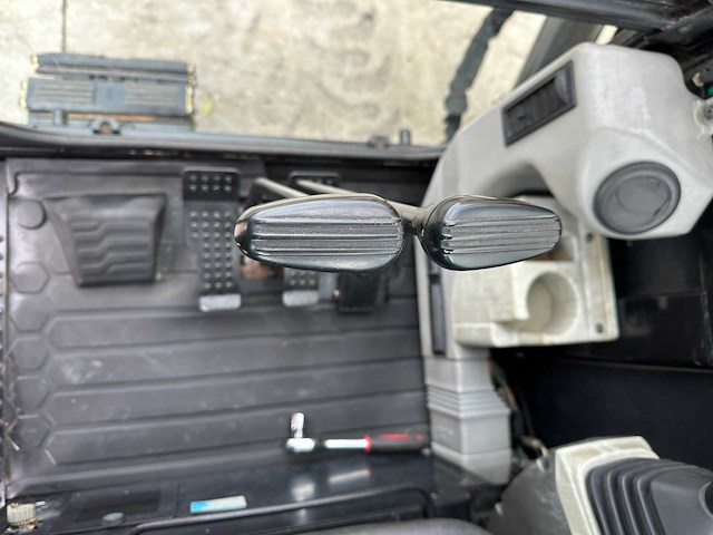 Caterpillar - 2017 - 305.5e2 - minigraafmachine - afbeelding 32 van  41