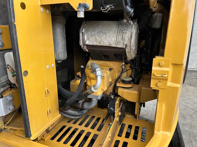 Caterpillar - 2017 - 305.5e2 - minigraafmachine - afbeelding 25 van  40