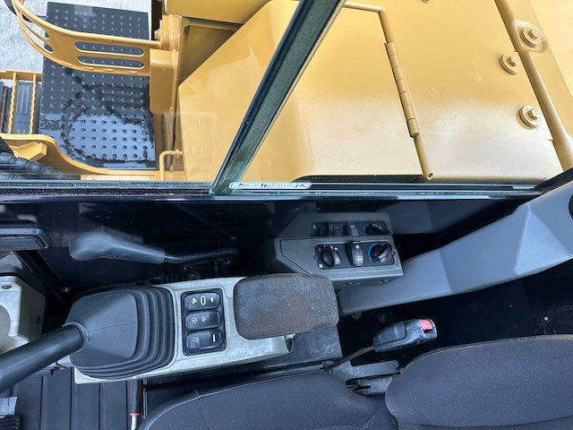 Caterpillar - 2017 - 305.5e2 - minigraafmachine - afbeelding 29 van  40