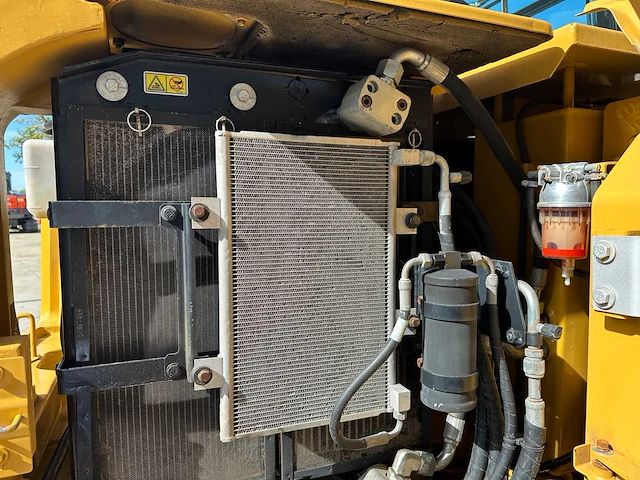 Caterpillar - 2018 - 305.5 - midigraafmachine - afbeelding 16 van  40
