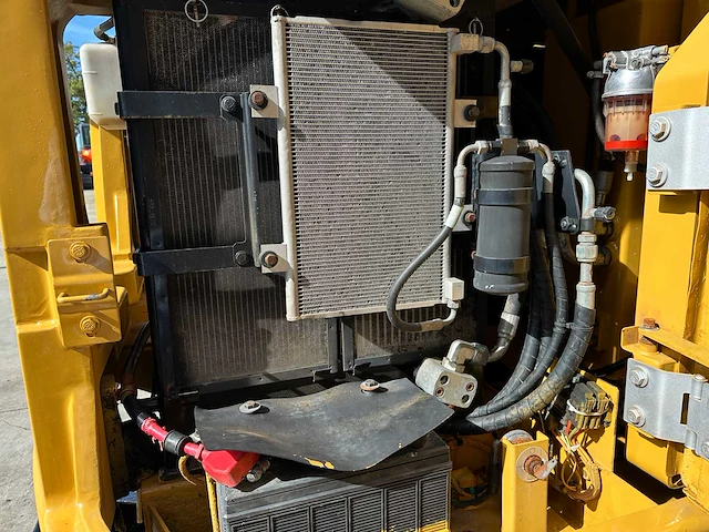 Caterpillar - 2018 - 305.5 - midigraafmachine - afbeelding 17 van  40