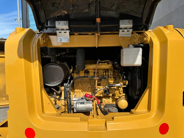 Caterpillar - 2018 - 305.5 - midigraafmachine - afbeelding 18 van  40