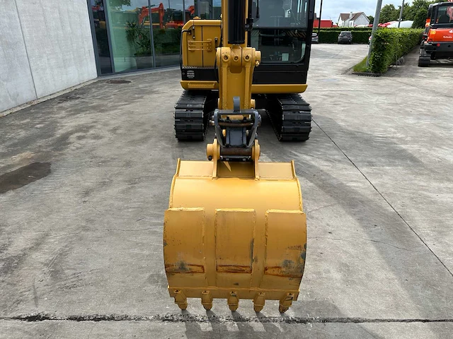 Caterpillar - 2018 - 305.5e2 - midigraafmachine - afbeelding 2 van  47