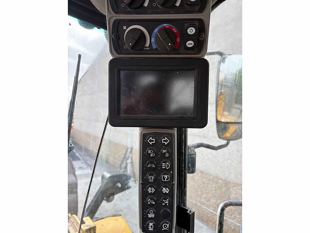 Caterpillar - 2018 - 966mxe - shovel - afbeelding 15 van  25