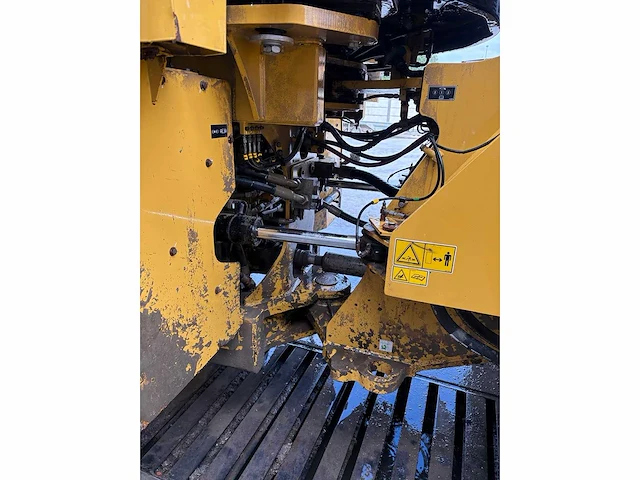 Caterpillar - 2018 - 966mxe - shovel - afbeelding 22 van  25