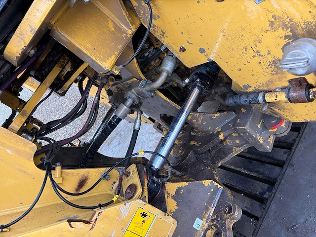 Caterpillar - 2018 - 966mxe - shovel - afbeelding 23 van  25