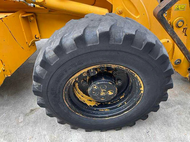 Caterpillar - 428f - graaflaadmachine - 2013 - afbeelding 10 van  33
