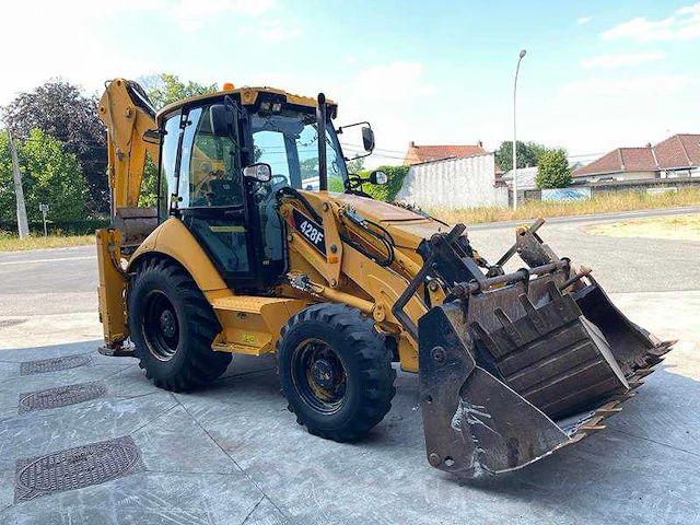 Caterpillar - 428f - graaflaadmachine - 2013 - afbeelding 1 van  33