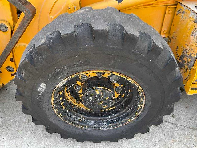 Caterpillar - 428f - graaflaadmachine - 2013 - afbeelding 31 van  33