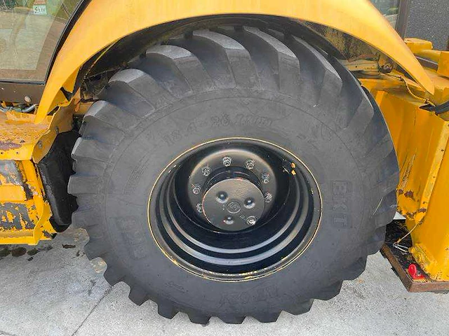 Caterpillar - 428f - graaflaadmachine - 2013 - afbeelding 32 van  33