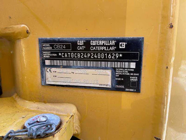 Caterpillar - cb 24 - asfaltwals - 2011 - afbeelding 3 van  15