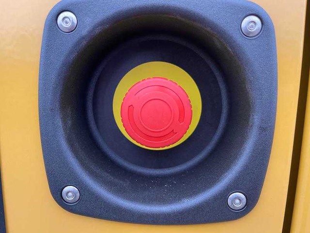 Caterpillar - de 33 e - power generator - afbeelding 2 van  19