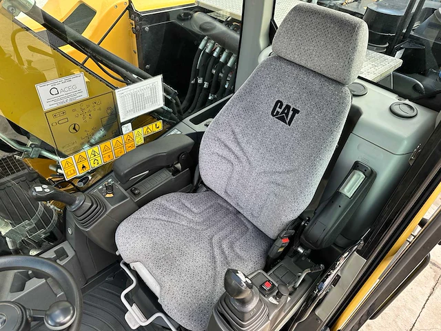 Caterpillar- 2019 - m314f - bandengraafmachine - afbeelding 54 van  65