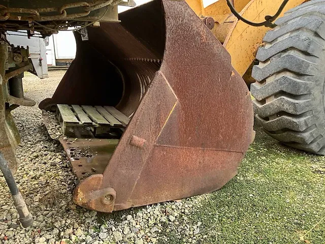 Caterpillar 966d wiellader - afbeelding 8 van  25