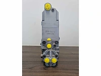 Caterpillar d-reeks brandstofpomp - afbeelding 3 van  5