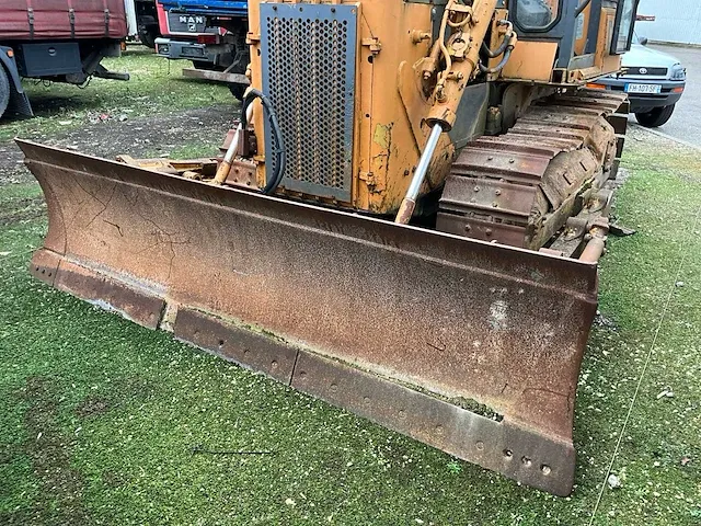 Caterpillar d4e bulldozer - afbeelding 9 van  24