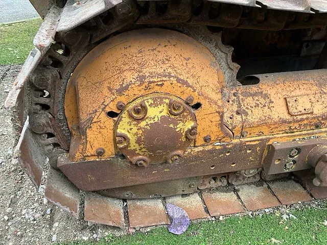 Caterpillar d4e bulldozer - afbeelding 15 van  24