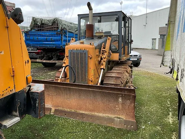 Caterpillar d4e bulldozer - afbeelding 20 van  24