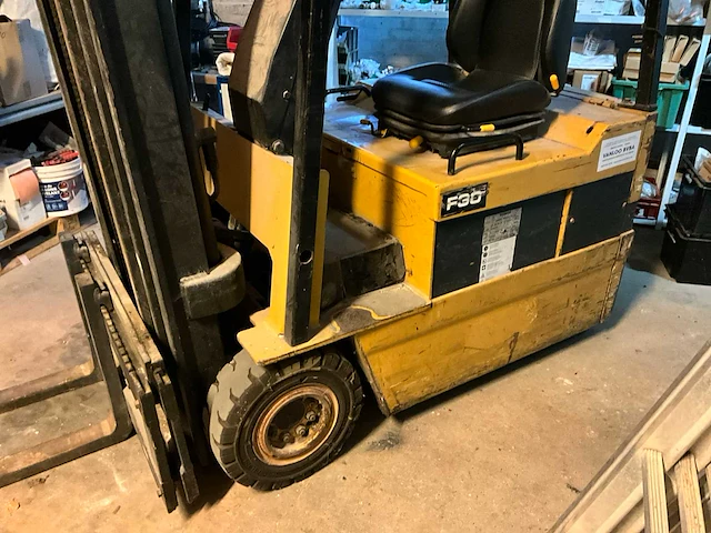 Caterpillar f30 vorkheftruck - afbeelding 3 van  17