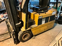 Caterpillar f30 vorkheftruck - afbeelding 3 van  17