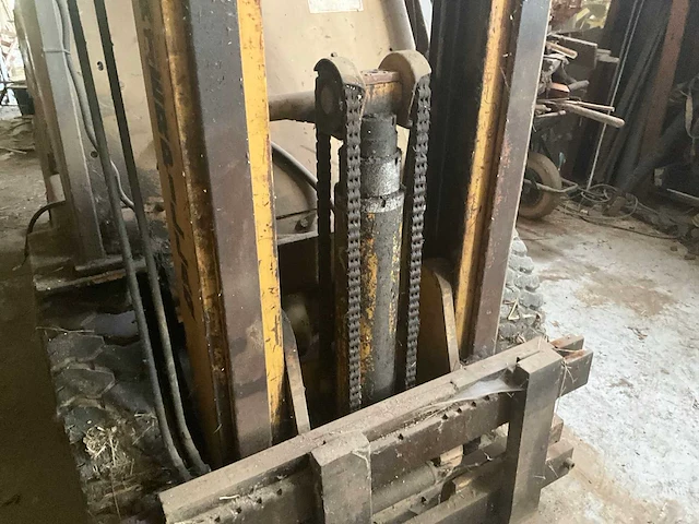 Caterpillar v50c - afbeelding 18 van  22