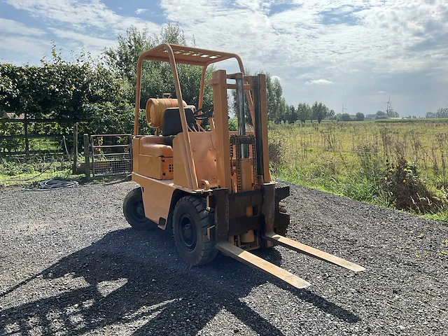 Caterpillar vorkheftruck - afbeelding 1 van  19