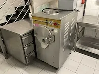 Cattabriga mantematic 5 ijsmachine - afbeelding 1 van  3