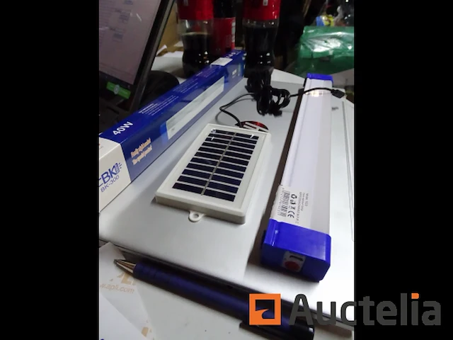 Cbk bk-300 draagbare led-lamp - afbeelding 5 van  6