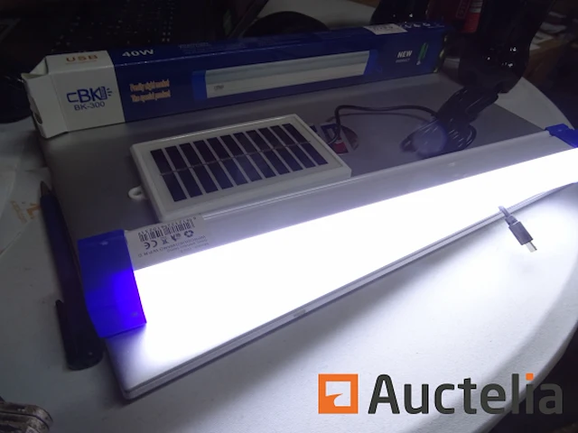 Cbk bk-300 draagbare led-lamp - afbeelding 6 van  6