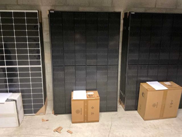 Cecep 410 huawei - 4.0 ktl-l1 hybrid - solar panel sets (10x) - afbeelding 1 van  4