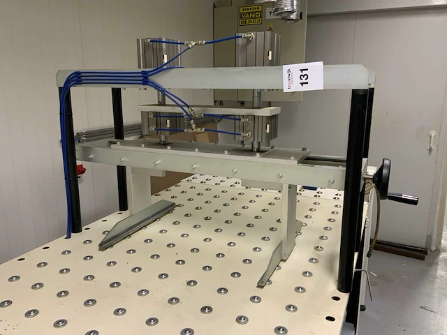 Cedal rollentafel met pneumatische pers - afbeelding 8 van  14