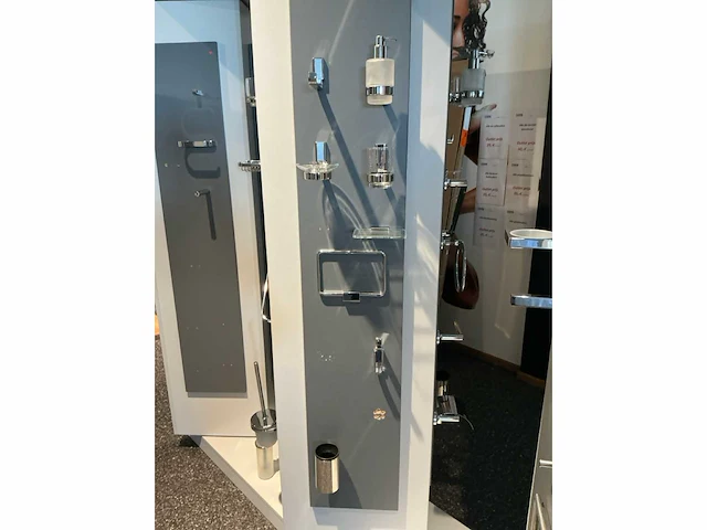 Ceesa partij diverse badkamer accessoires - afbeelding 12 van  13