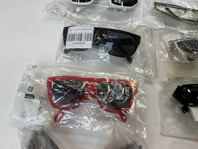 Celine zonnebril (15x) - afbeelding 5 van  9