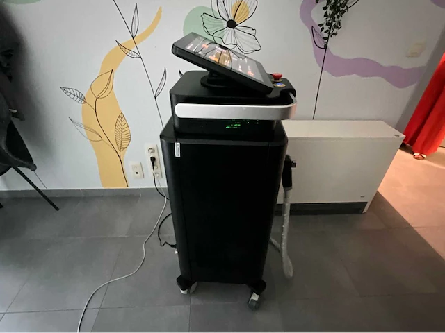 Celsius laser 4d permanente ontharing lichaamsverzorging - afbeelding 17 van  22