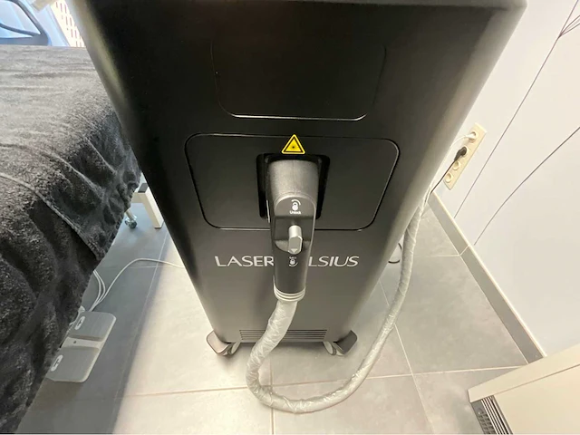 Celsius laser 4d permanente ontharing lichaamsverzorging - afbeelding 19 van  22