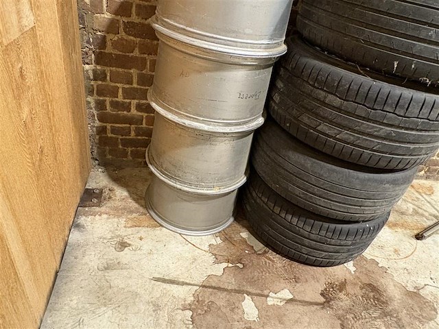 Centerlock wielen - afbeelding 4 van  7