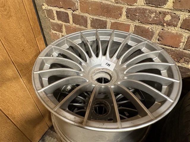 Centerlock wielen - afbeelding 6 van  7