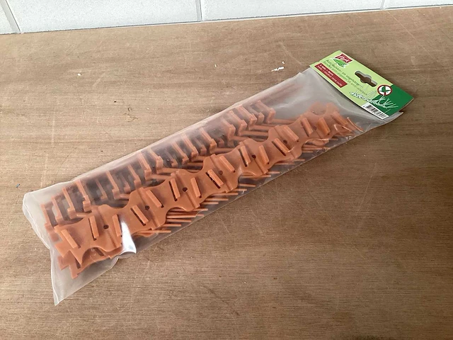 Central park anti duiven- en vogelstrip, 1 mtr (40x) - afbeelding 1 van  3