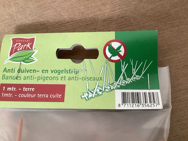 Central park anti duiven- en vogelstrip, 1 mtr (40x) - afbeelding 2 van  3