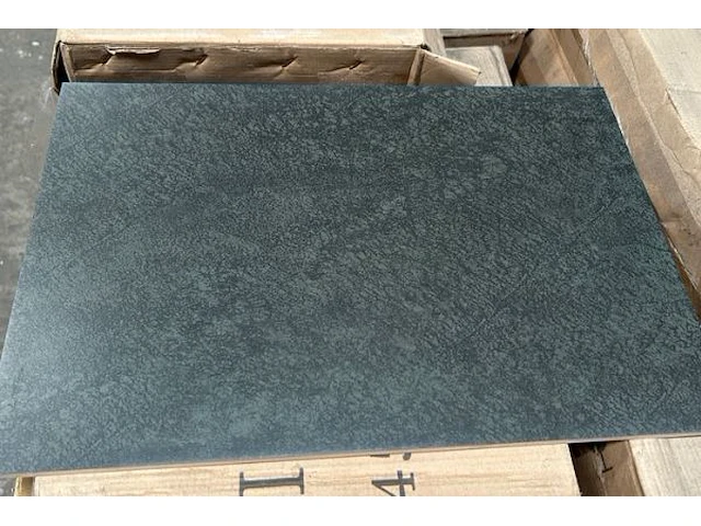 Ceramic tile - afbeelding 3 van  5