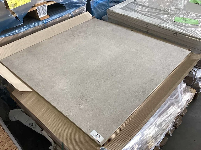 Cercom gravity greige mat vloertegel 100x100 cm 40 m² - afbeelding 3 van  9