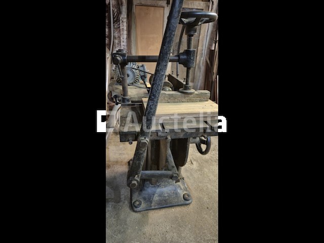 Ch debelder lontboormachine – oude, gemotoriseerde, robuuste machine - afbeelding 2 van  8