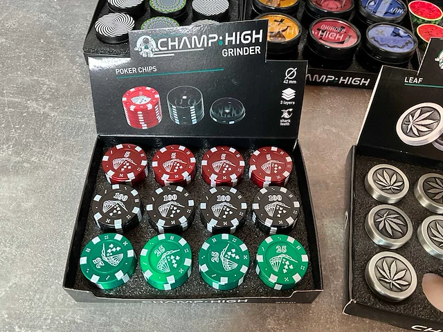 Champ high diverse grinders in display (52x) - afbeelding 2 van  6