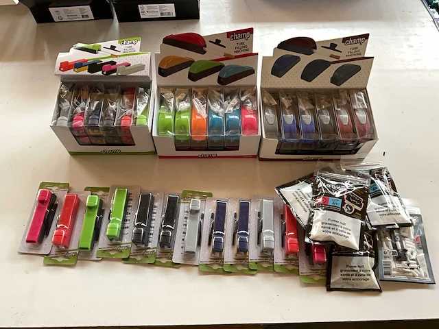 Champ mix kavel sigaret rol machines + filters - afbeelding 1 van  7