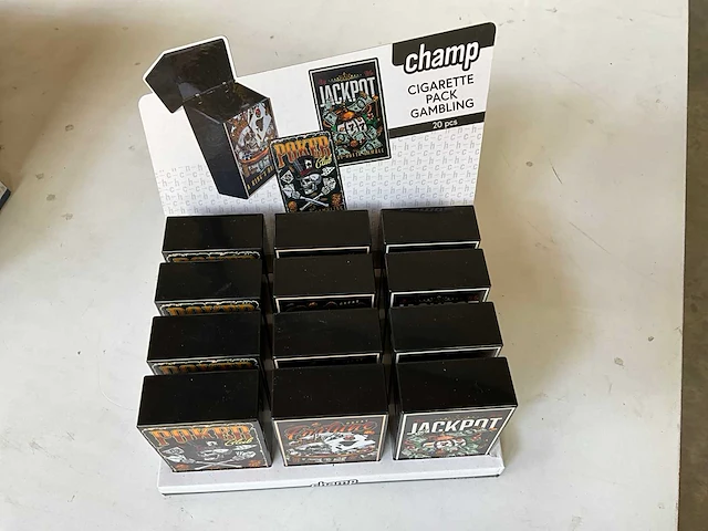Champ sigaretten case in display (36x) - afbeelding 2 van  7