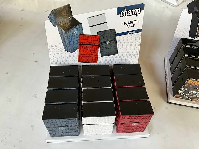 Champ sigaretten case in display (36x) - afbeelding 4 van  7