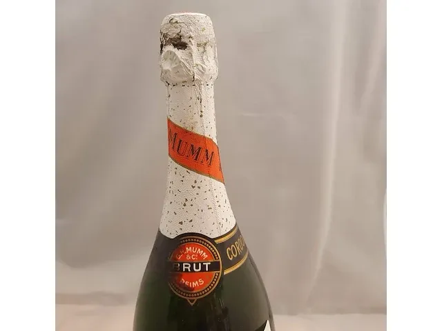 Champagne cordon rouge mumm magnum - afbeelding 7 van  11