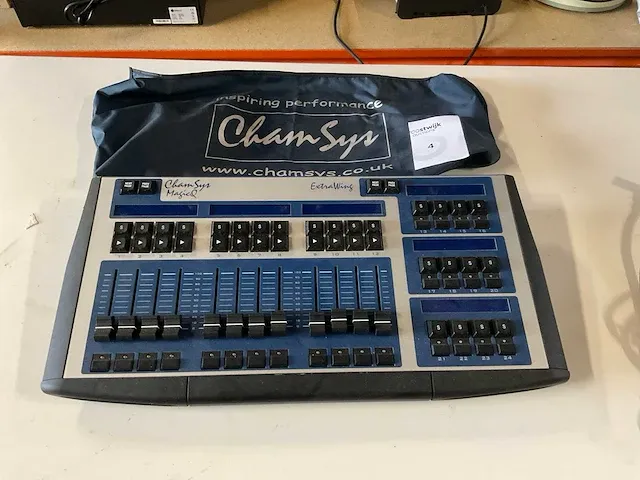 Chamsys magicq extra wing compact lichtmengtafel - afbeelding 2 van  6