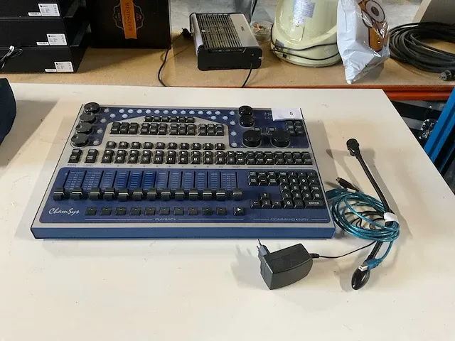 Chamsys magicq maxiwing lichtmengtafel - afbeelding 2 van  6